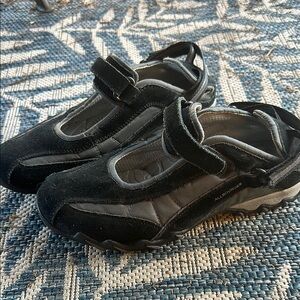 Woman’s Black Shoes